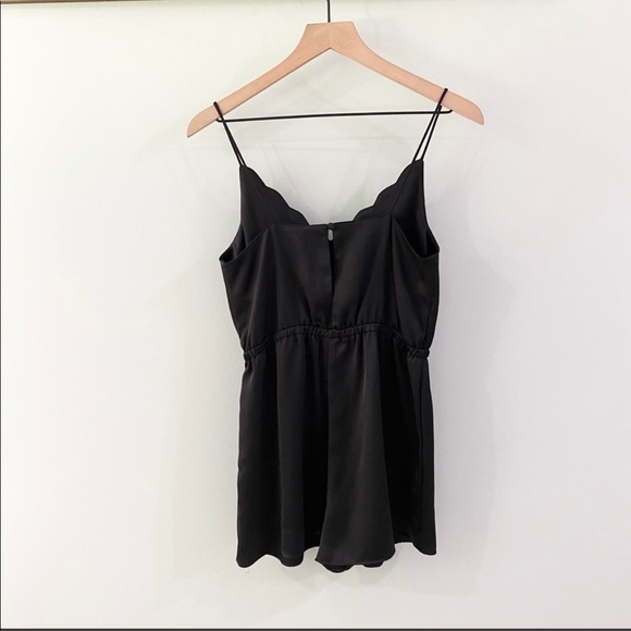 Topshop Scallop Detail Spaghetti Strap Romper Size 6 - Picture 7 of 8
